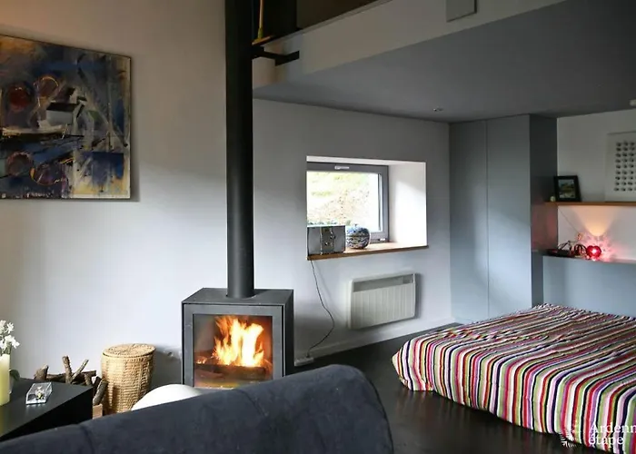 Les Braises De La Semois 펜션 플로렌빌