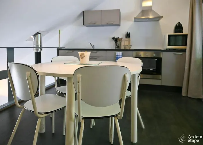 펜션 Les Braises De La Semois *