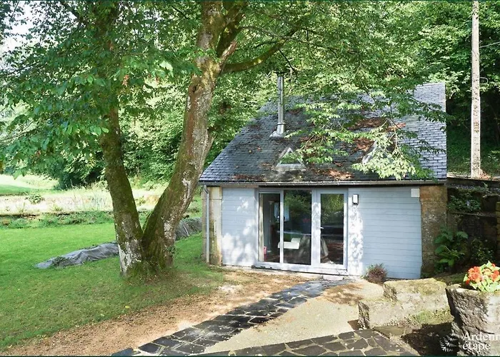 Les Braises De La Semois 펜션 플로렌빌